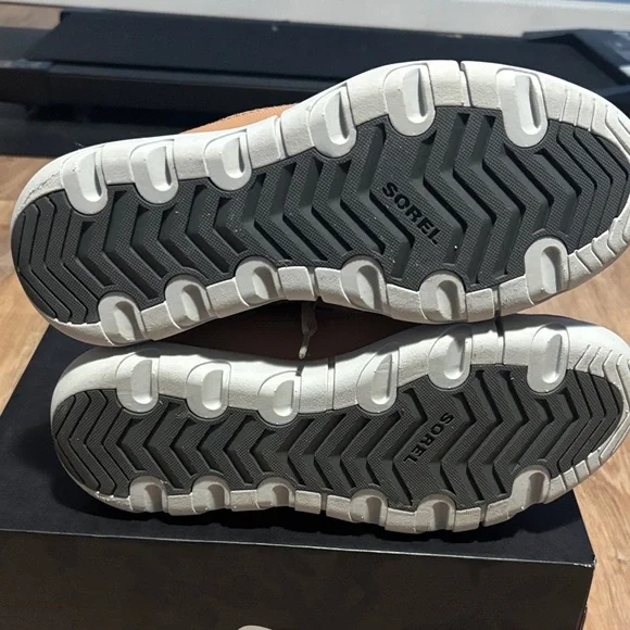 Sorel Brown and Gray Lace-Up Boots - Picture 5 of 8